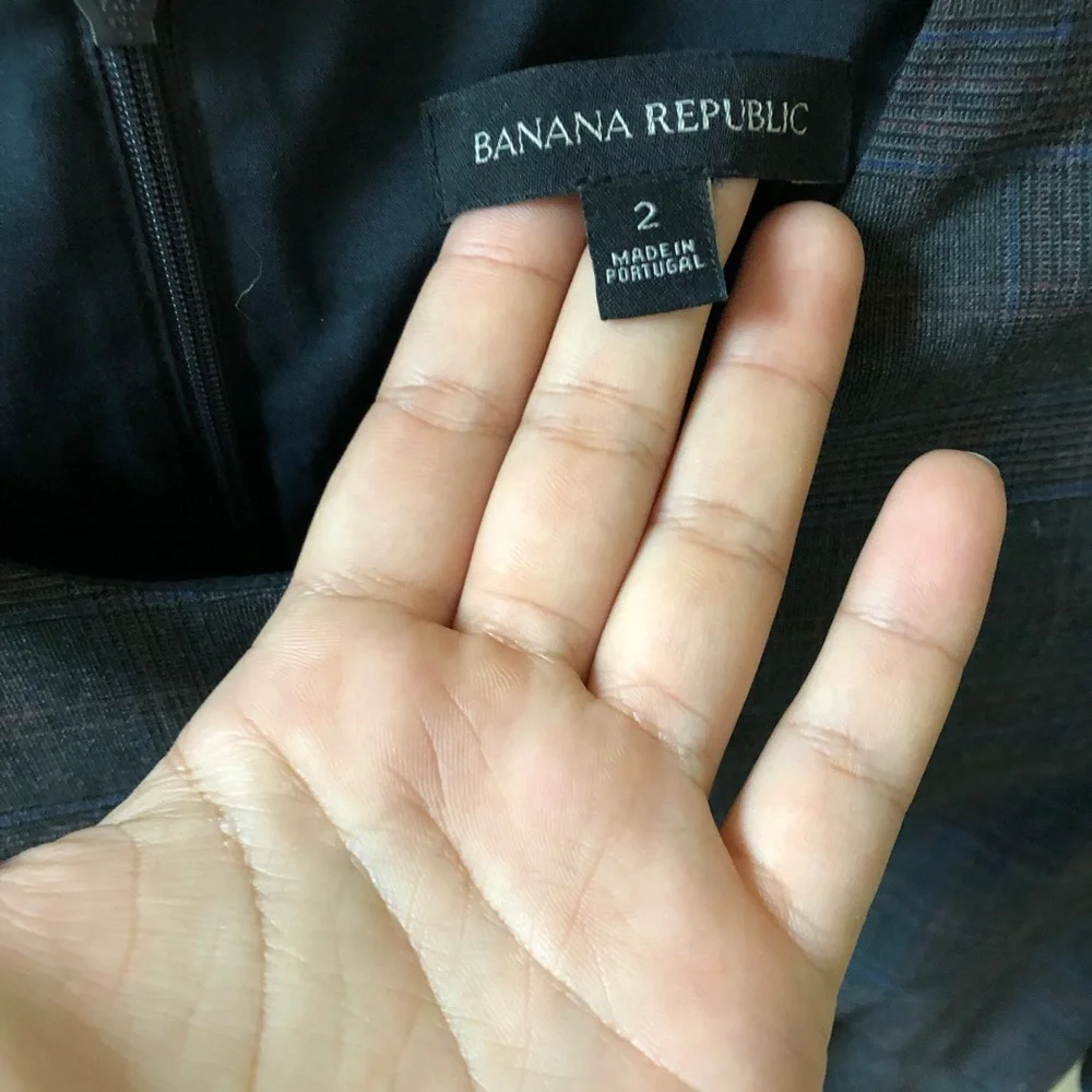 Banana Republic Plaid dress - Picture 4 of 5